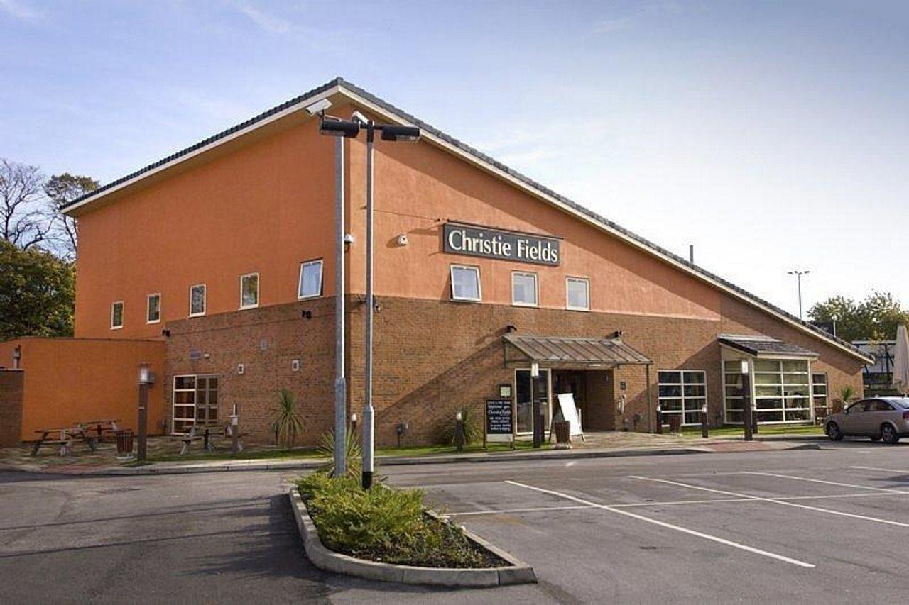 Premier Inn Manchester West Didsbury Exterior foto
